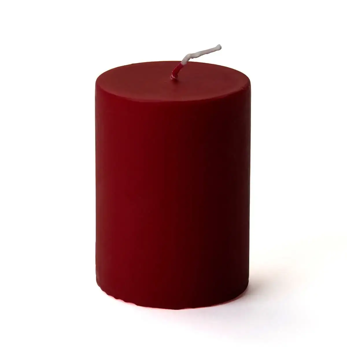 شمع قرمز استوانه‌ای مدل لومین از برند ثوری دیزاین با طراحی دکوری و مناسب دکوراسیون داخلی و هدیه